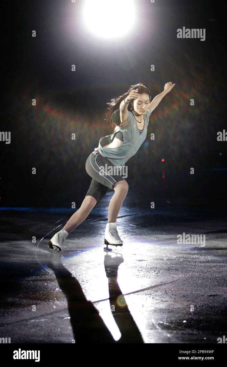 Japanese figure skater Shizuka Arakawa, last year's Turin Winter
