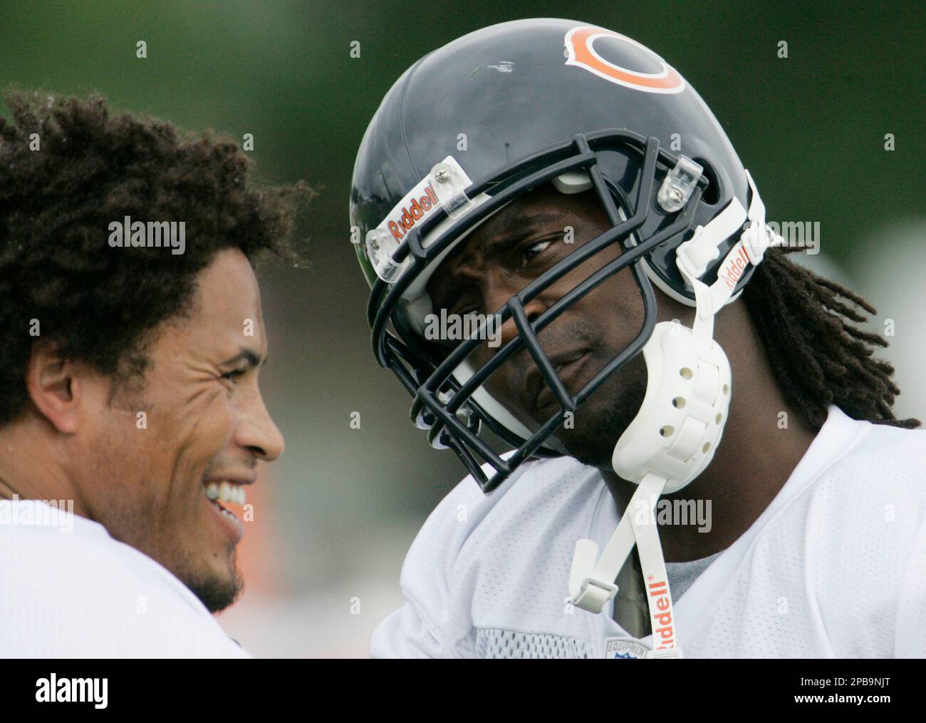 110 short jokes for kids and adults that are total knee-slappers, image size:1300x1014