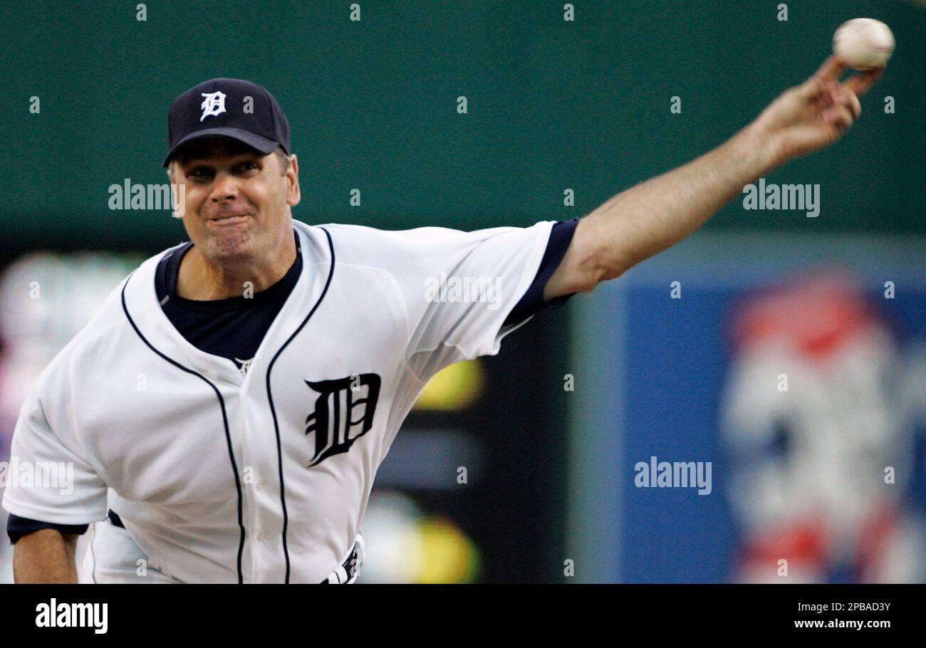 Ivan Rodriguez, Kenny Rogers among five ex-Detroit Tigers to be