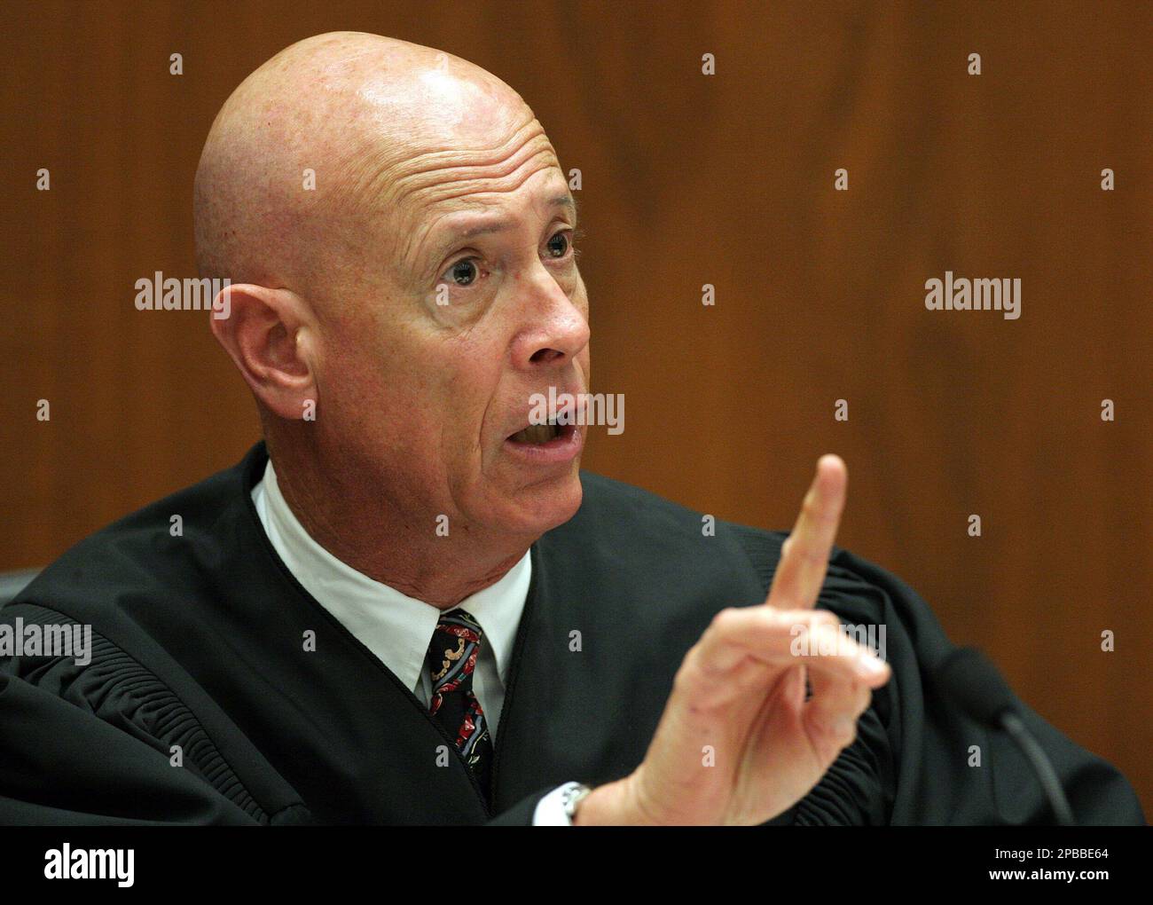 Judge Larry Paul Fidler gestures during music producer Phil Spector's ...