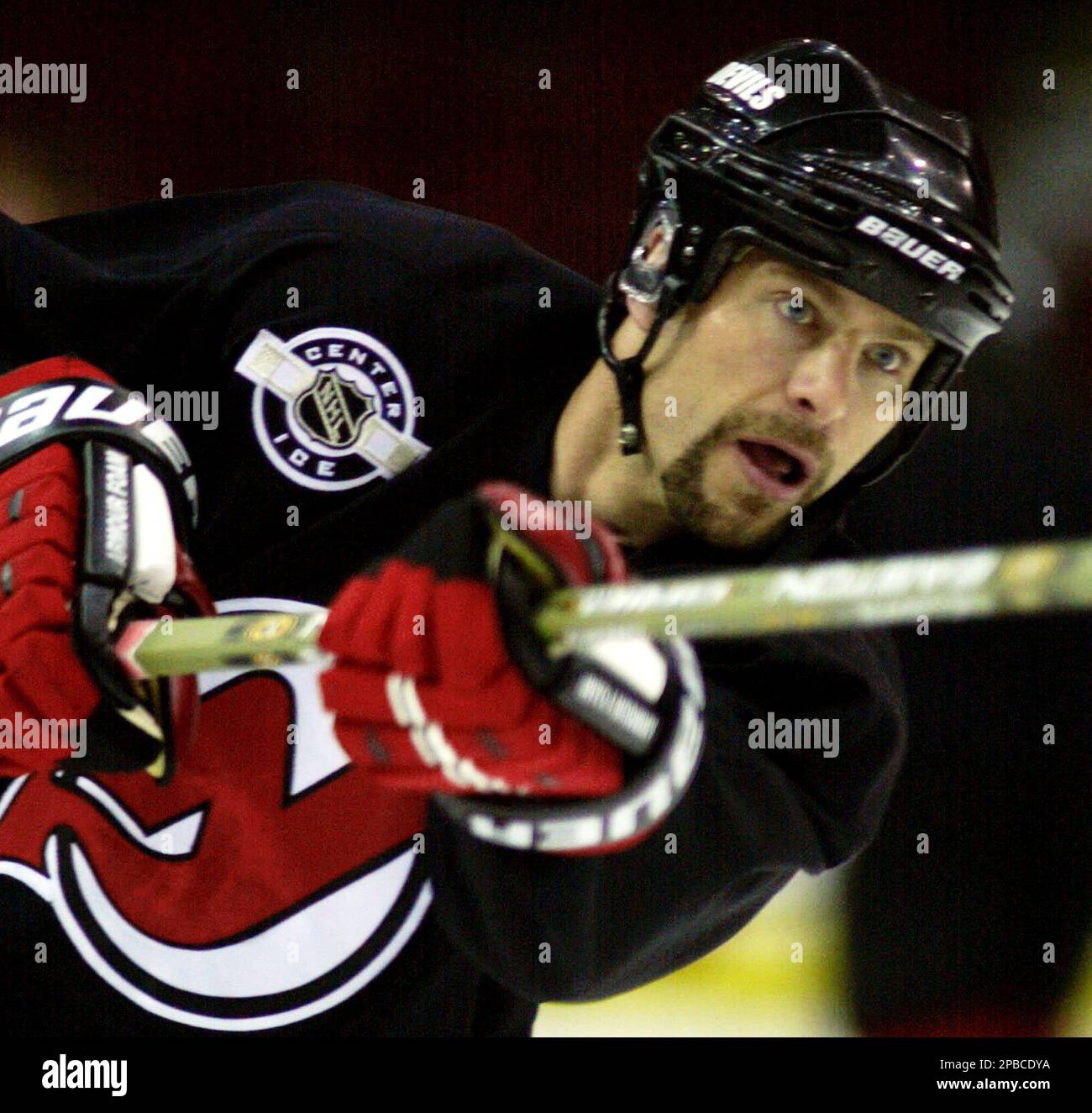 KRT SPORTS STORY SLUGGED: STANLEYCUP KRT PHOTOGRAPH BY DARRELL BYERS/FORT  WORTH STAR-TELEGRAM (DALLAS OUT) (June 11) New Jersey Devils' captain, and  game MVP, Scott Stevens is the first to lift the Stanley