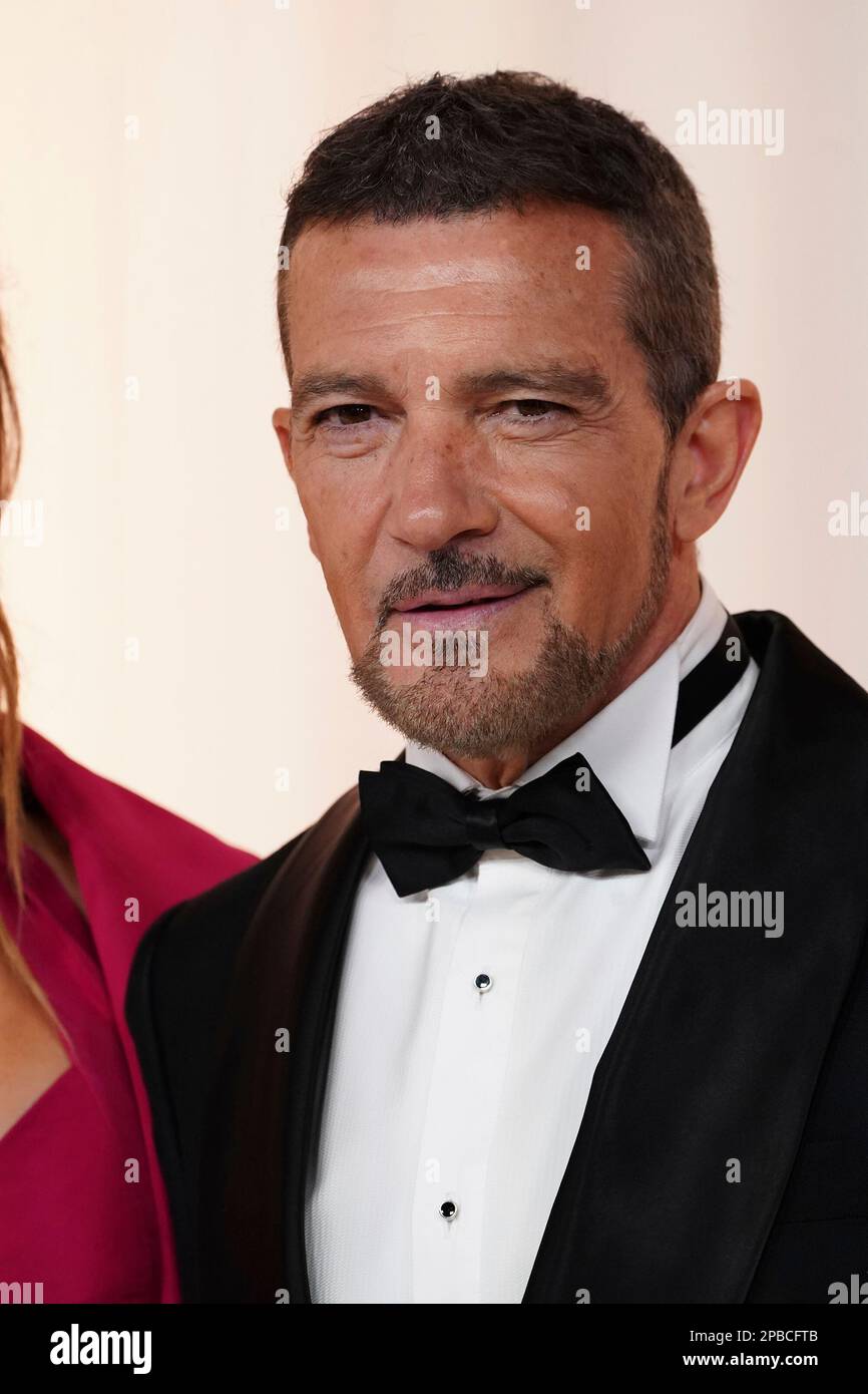 Antonio Banderas arrives at the Oscars on Sunday, March 12, 2023, at(02)