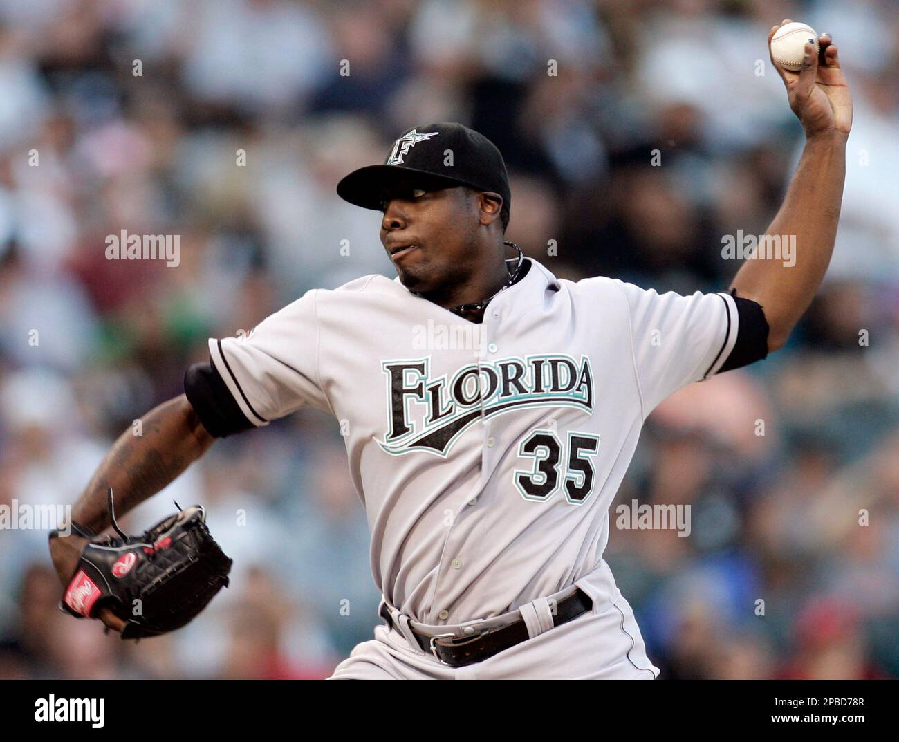 Florida Marlins' starter Dontrelle Willis hurls a pitch against