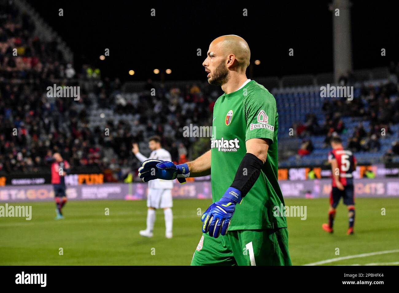 Unipol Domus, Cagliari, Italy, March 10, 2023, Nicola Leali of Ascoli  Calcio during Cagliari Calcio vs Ascoli Calcio - Italian soccer Serie B  match Stock Photo - Alamy, image size:1300x956