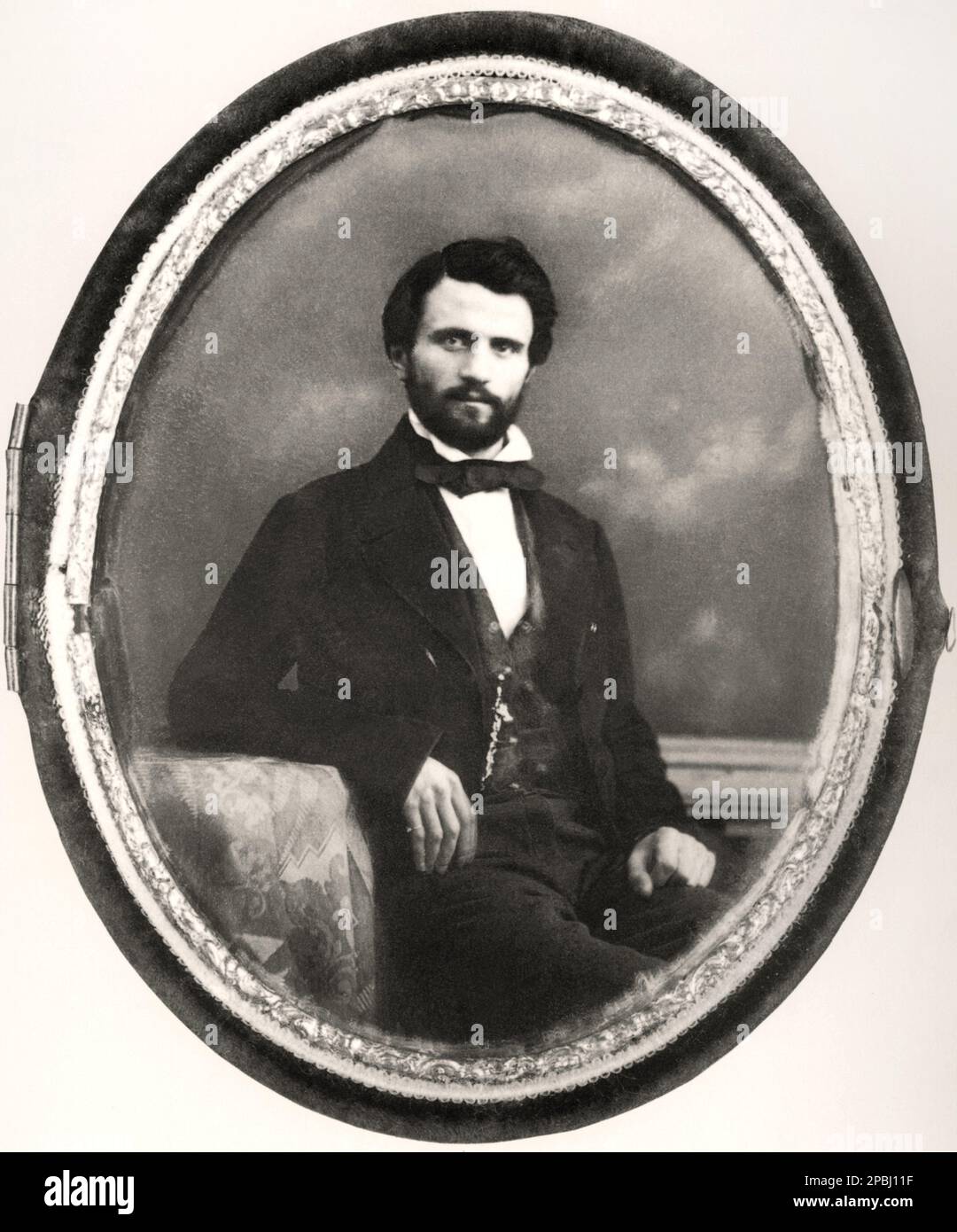 1848 ca , Paris , FRANCE :  The celebrated italian music composer GIUSEPPE VERDI ( 1813 - 1901 ) , photo daguerreotype by anonymous french photographer - COMPOSITORE - OPERA LIRICA - CLASSICA - CLASSICAL - PORTRAIT - RITRATTO - MUSICISTA - MUSICA - BEARD - BARBA - FIOCCO - BOW - CRAVATTA - TIE - dagherrotipo -- ARCHIVIO GBB Stock Photo