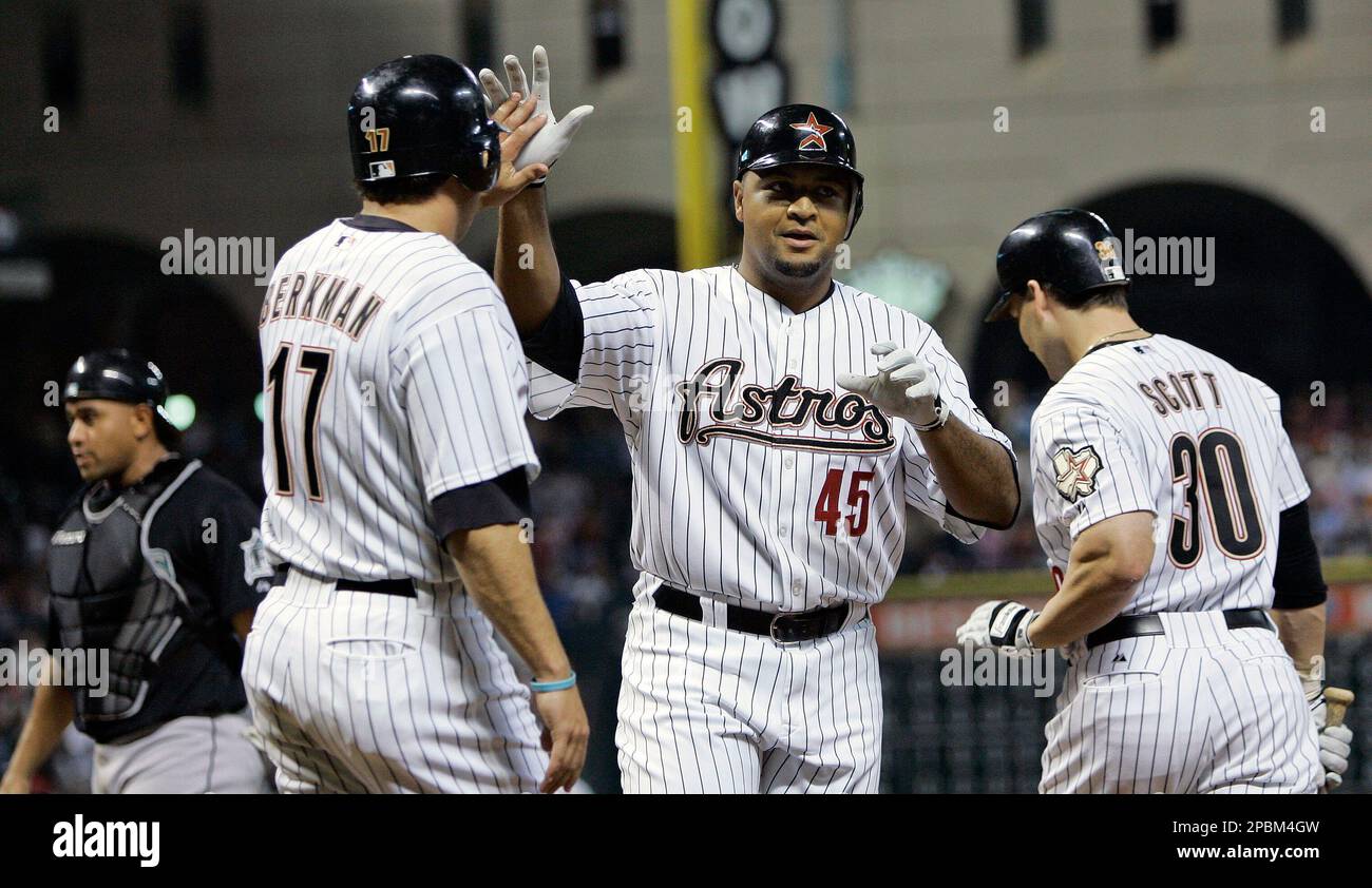 Houston Astros' Carlos Lee (45) plays in the baseball game between  Pittsburgh Pirates and the Houston Astros on Monday, July 2, 2012, in  Pittsburgh. (AP Photo/Keith Srakocic Stock Photo - Alamy