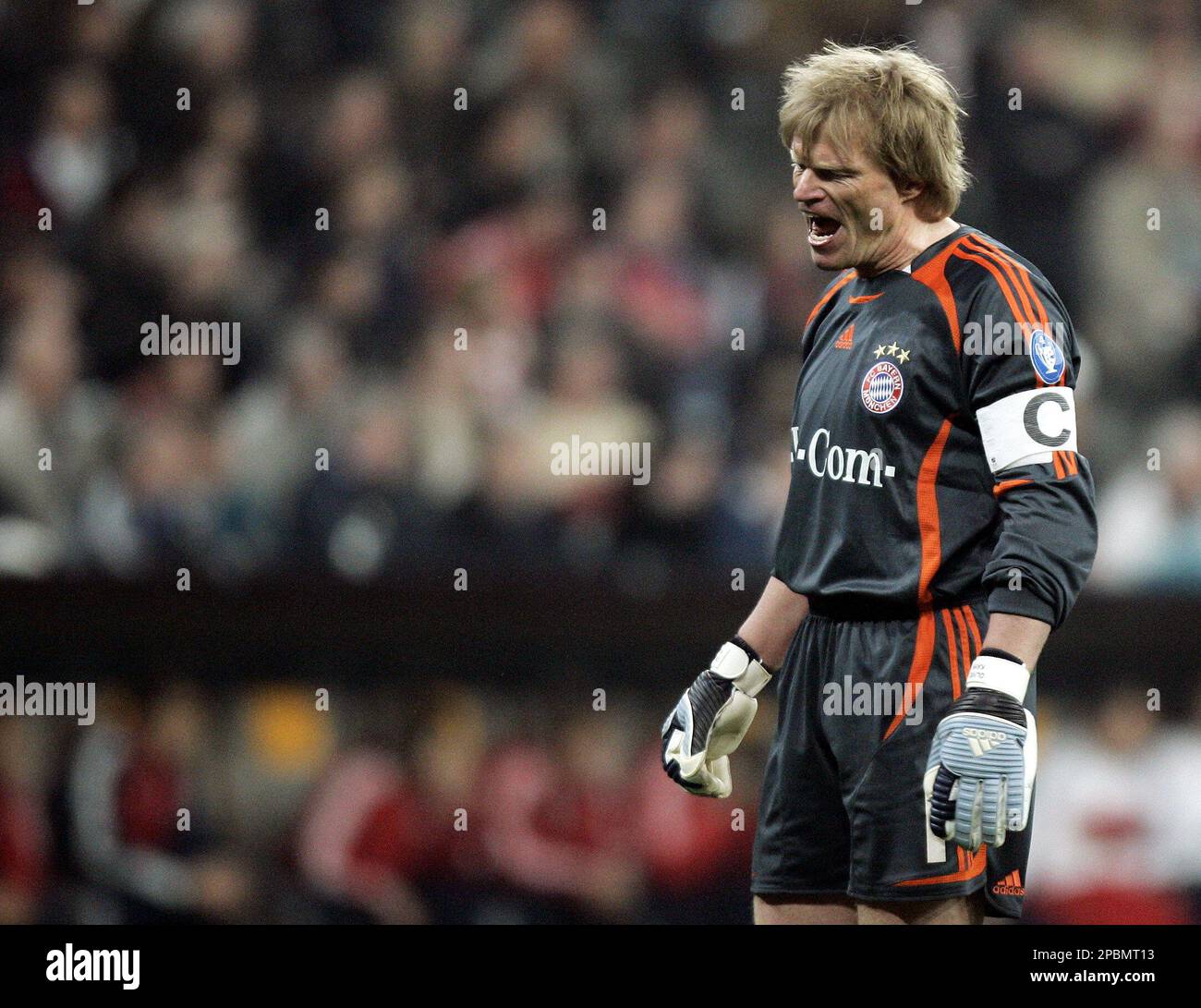 MUNICH, GERMANY - MARCH 07: Oliver Kahn goalkeeper of Munich reacts during  the UEFA Champions League round…