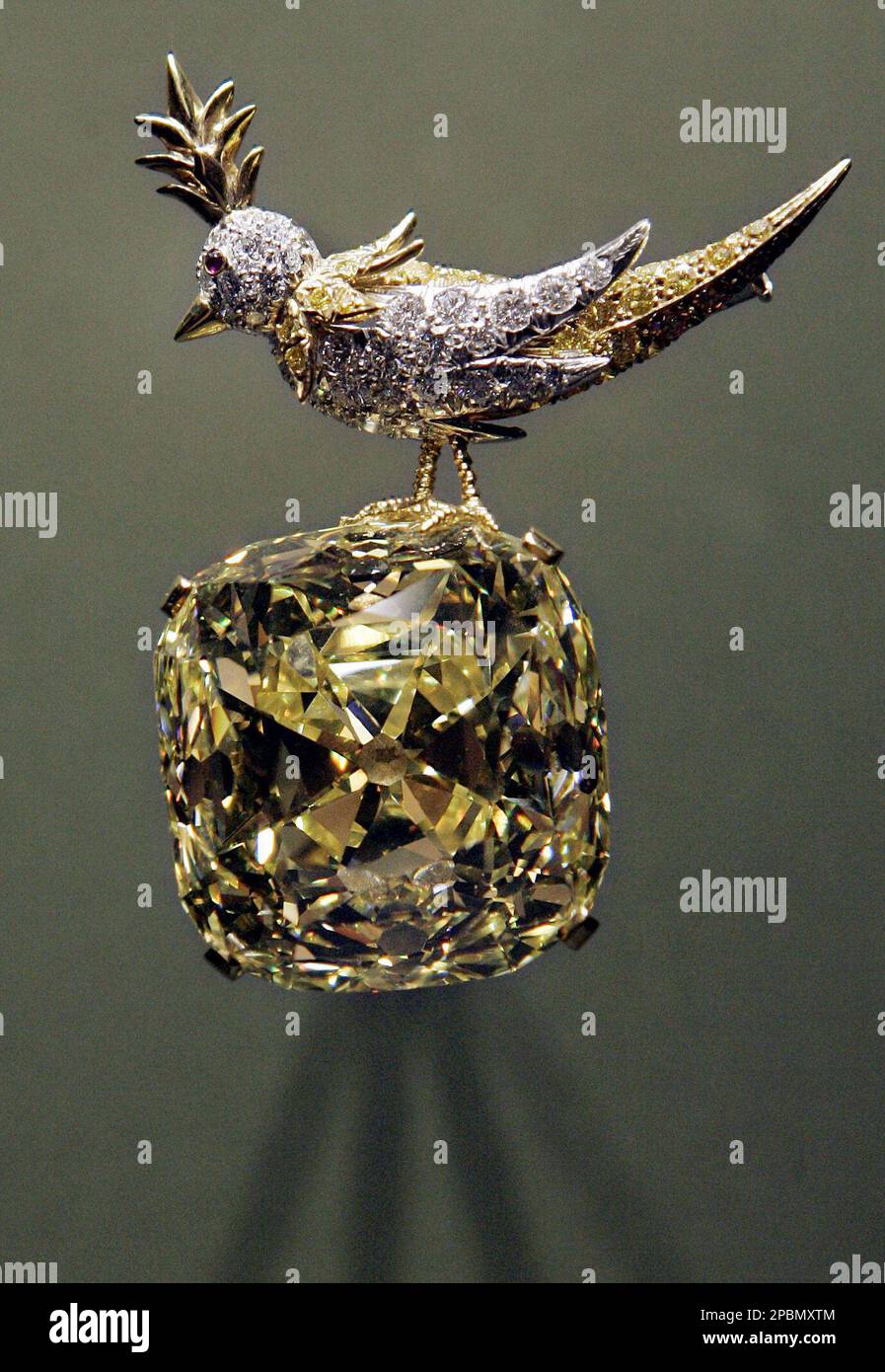 Tiffany yellow diamond 128 carats sale