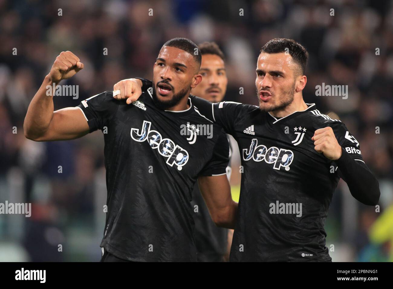 Gleison Bremer of Juventus FC (c) celebrates with teammates after scoring  the goal of 2-0 during the Serie A football match between Juventus FC and  US Stock Photo - Alamy