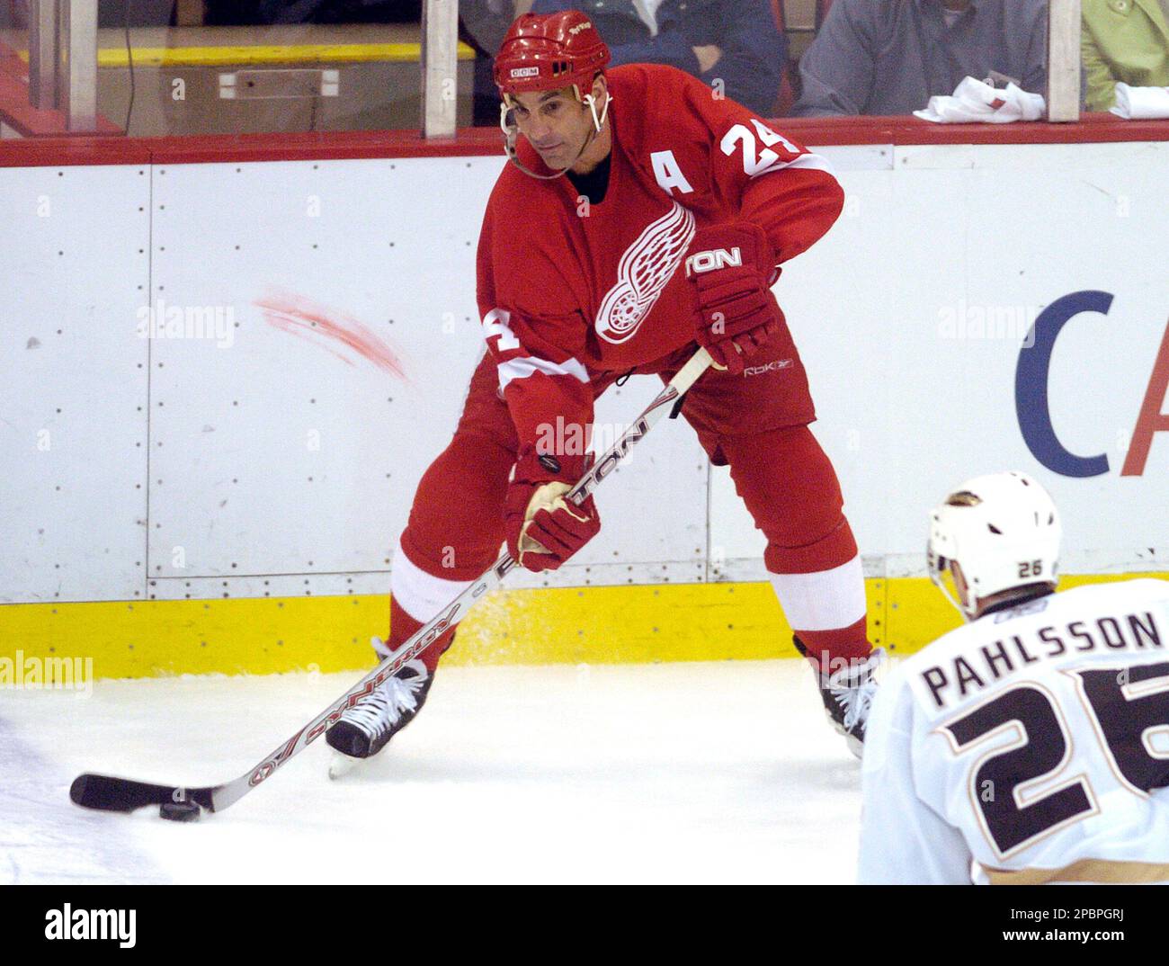 Photos: Chris Chelios, on and off the ice -- Chicago Tribune