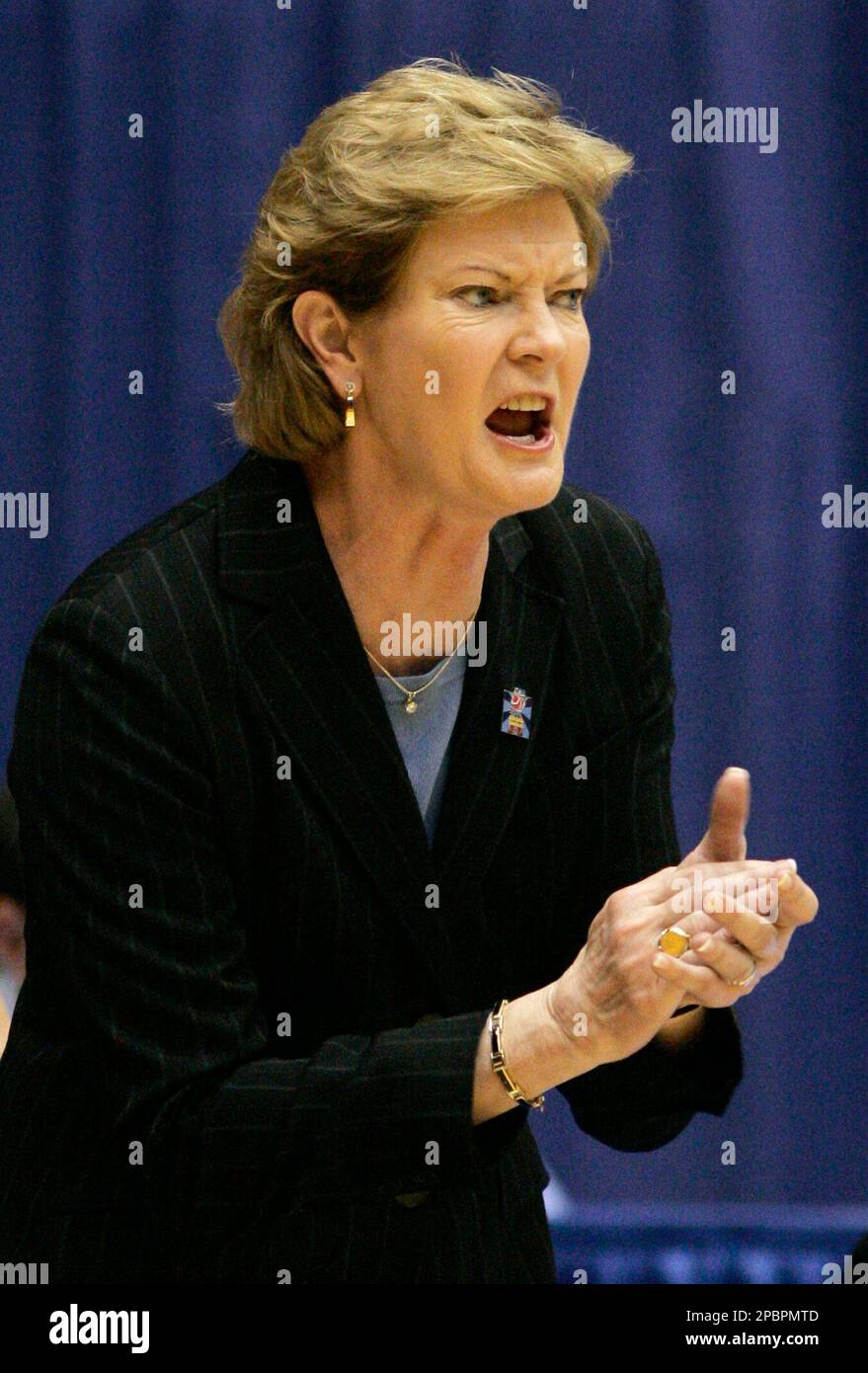 Tennessee head coach Pat Summitt directs her team in the first half