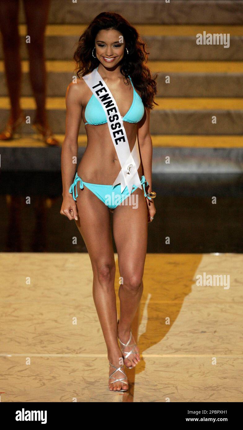 Rachel Renee Smith, Miss Tennessee USA 2007, walks along the stage during  the swimsuit competition at the Miss USA 2007 pageant on Friday, March 23,  2007, in Los Angeles. Smith won the