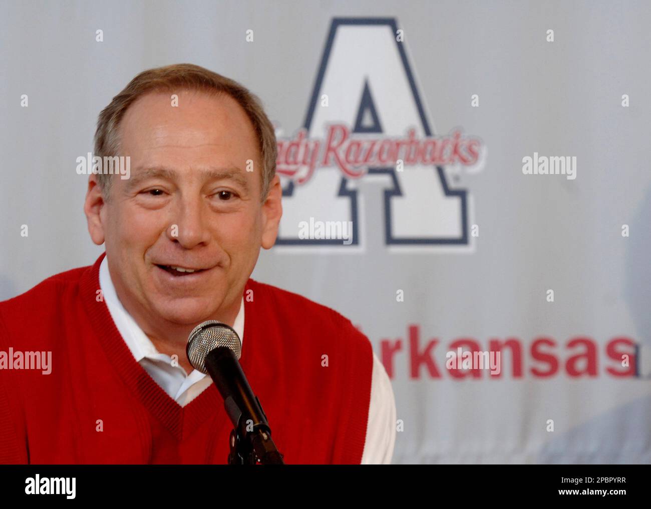 Arkansas women's basketball coach Tom Collen speaks to members of the media  and fans during a news conference Friday, March 23, 2007, in Fayetteville,  Ark., after being named to the position, replacing