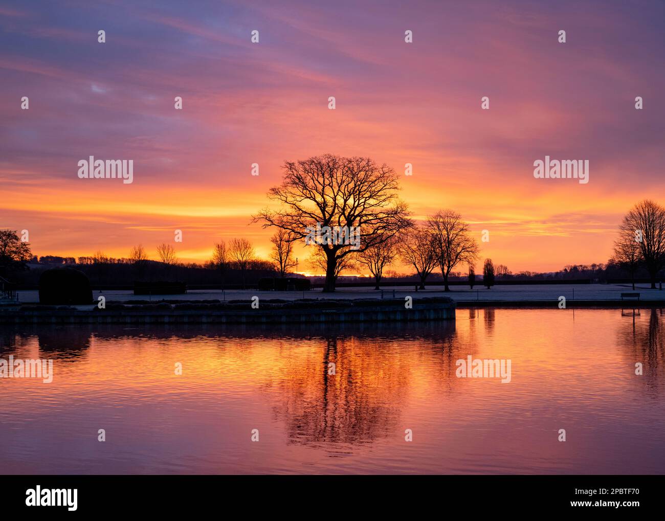 Sunrise along the River Thames. Henley on Thames, Oxfordshire, England Stock Photo