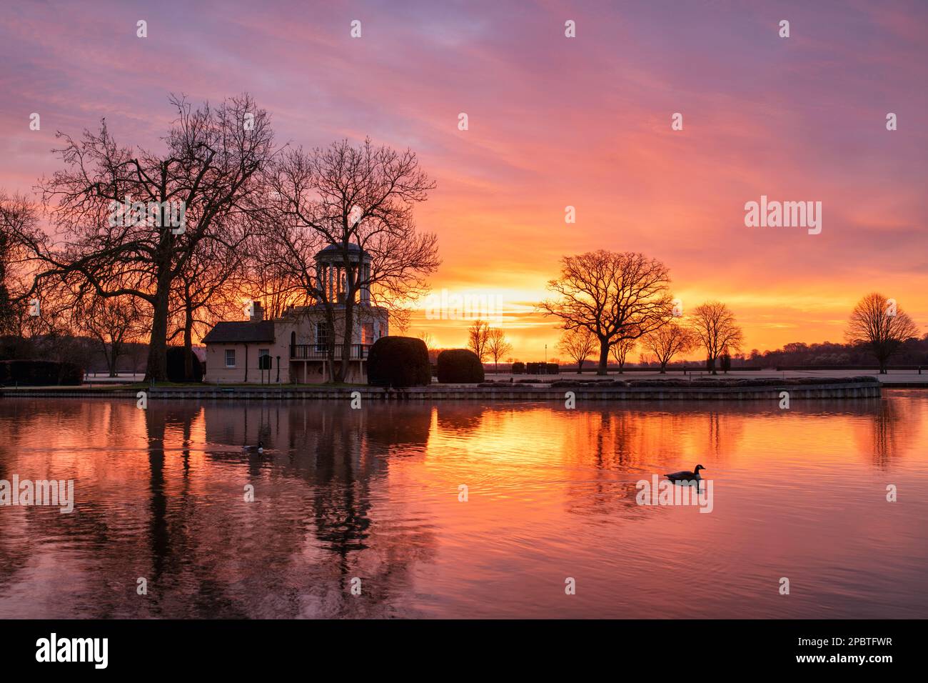 Sunrise along the River Thames at Temple Island, Henley on Thames