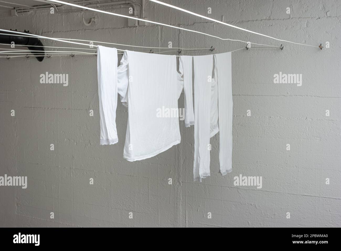 Inside washing line new arrivals