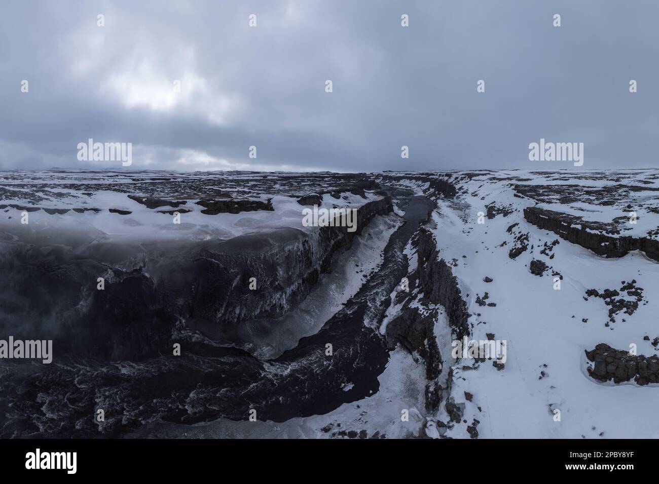 Uneven snow cover on hi-res stock photography and images - Alamy