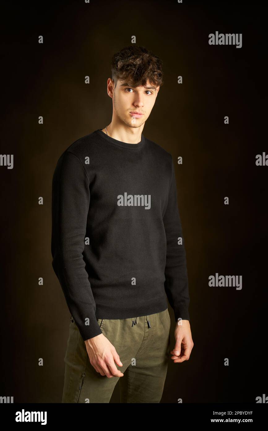 Brown curly hair teen male hi-res stock photography and images - Alamy