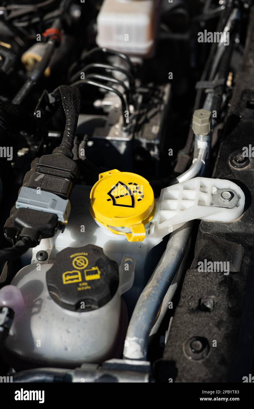 DIY How Come There's No Wiper Fluid Coming Out? Mbworld, 43 OFF