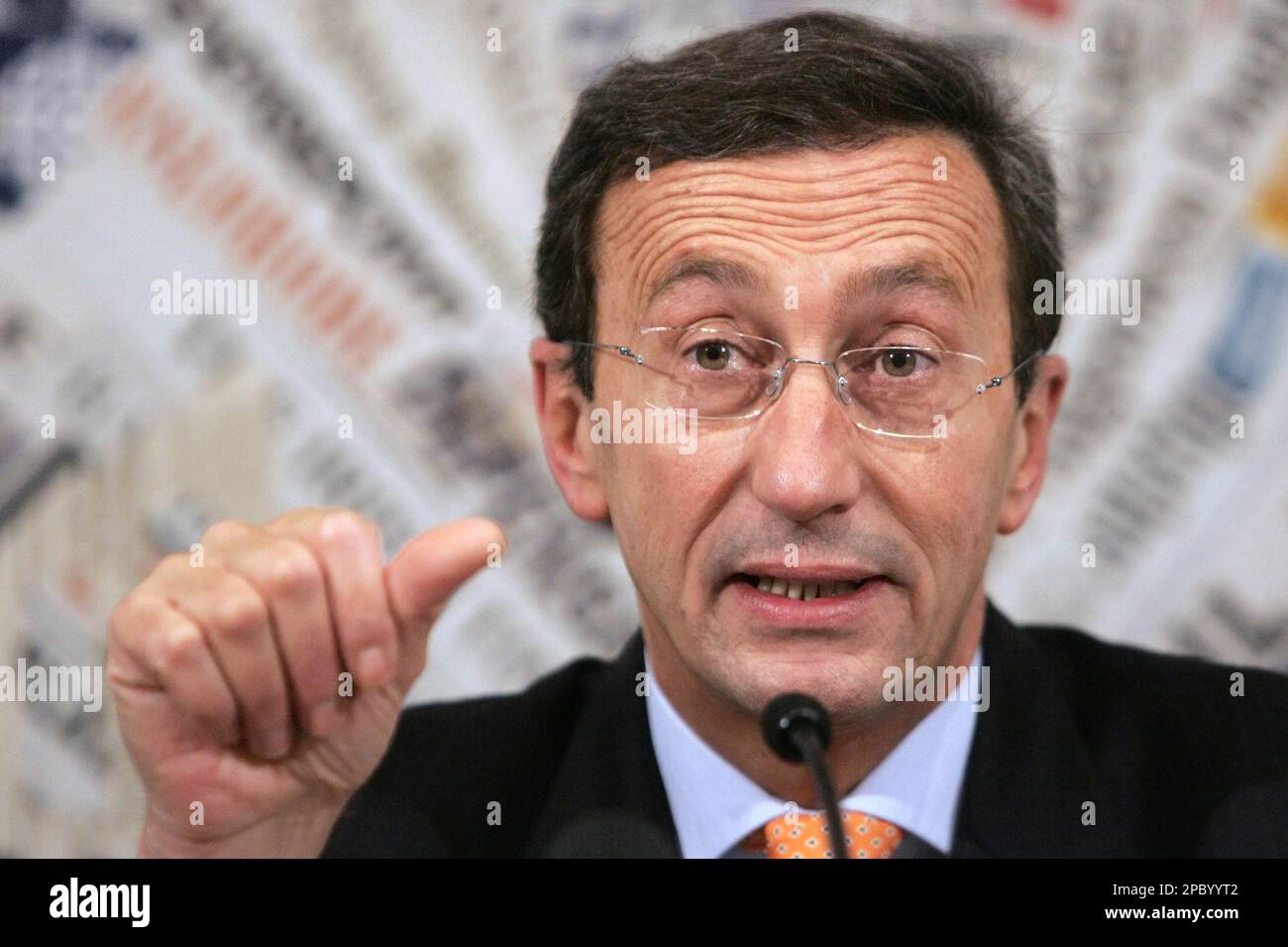 Italian right party AN (National Alliance) leader Gianfranco Fini and
