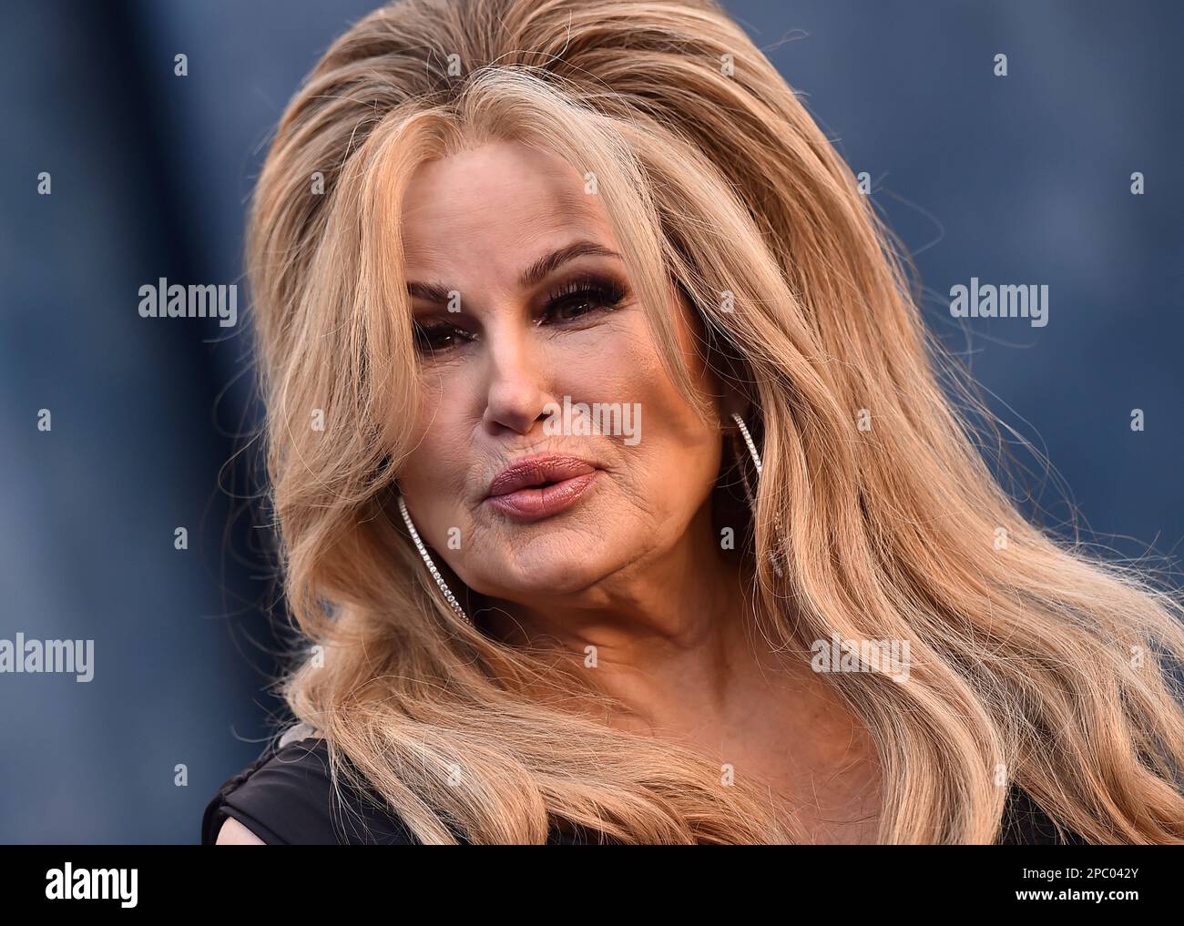 Jennifer Coolidge arriving to the Vanity Fair Oscar Party at on March