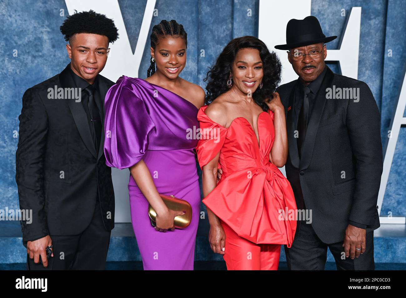 Los Angeles, USA. 13th Mar, 2023 Slater Josiah Vance, Bronwyn Golden Vance, Angela Bassett and Courtney B. Vance arriving at the Vanity Fair Oscar Party 2023, Wallis Annenberg Center for the Performing Arts, Los Angeles. Credit: Doug Peters/EMPICS/Alamy Live News Stock Photo