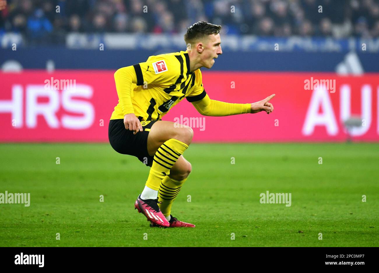 Bundesliga, Veltins Arena, FC Schalke 04 vs Borussia Dortmund; Nico Schlotterbeck (BVB) celebrates after scoring Stock Photo