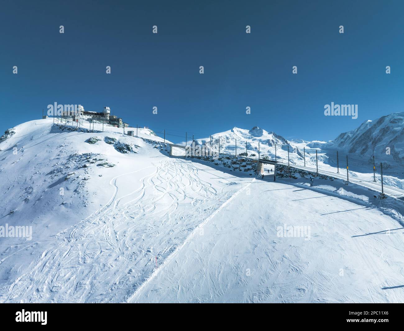 Beautiful Zermatt ski resort with view of the Matterhorn peak Stock ...