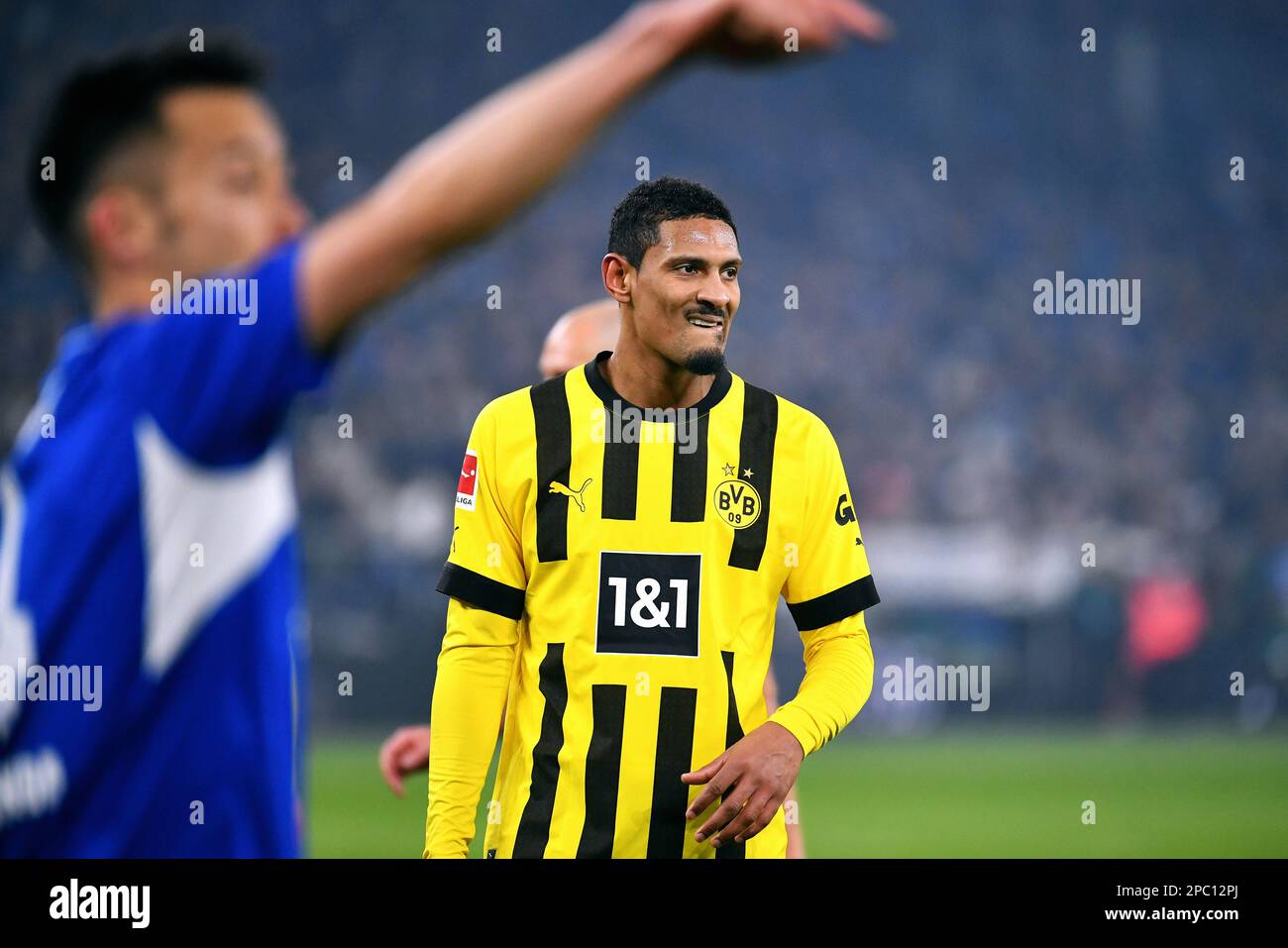 Bundesliga, Veltins Arena, FC Schalke 04 vs Borussia Dortmund; Sebastien Haller (BVB) Stock Photo