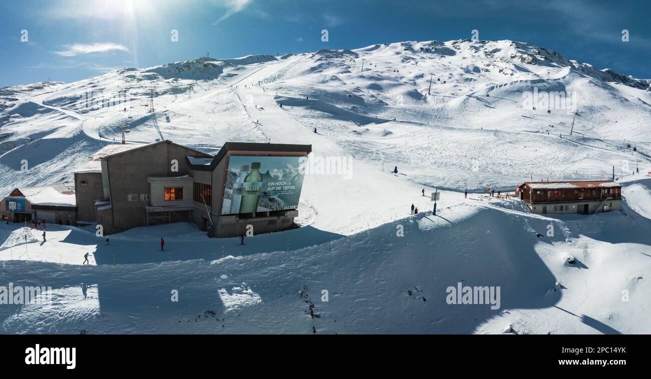 Beautiful Zermatt ski resort with view of the Matterhorn peak Stock ...