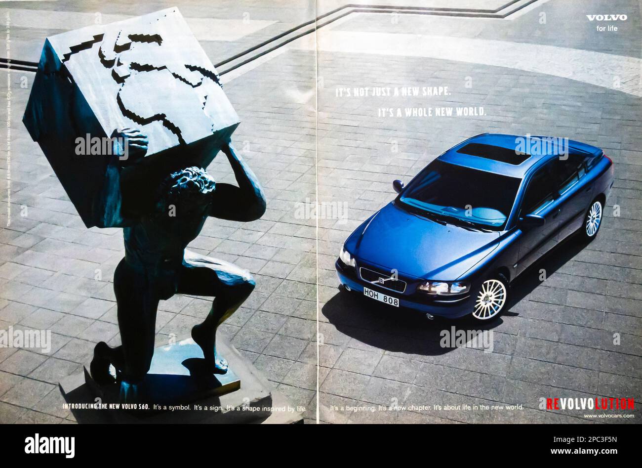 Volvo S60 advert in Time magazine May 28, 2001 Stock Photo
