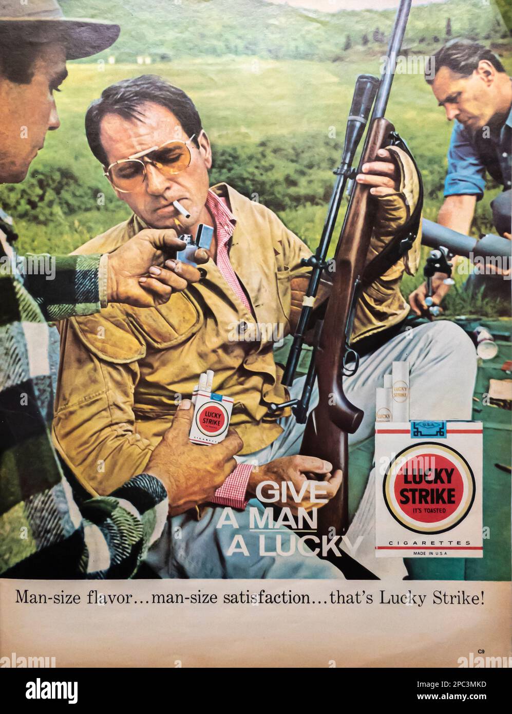 Lucky strike cigarettes hi-res stock photography and images