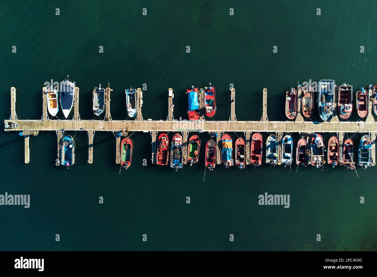 Drone footage ocean boats hi-res stock photography and images - Alamy