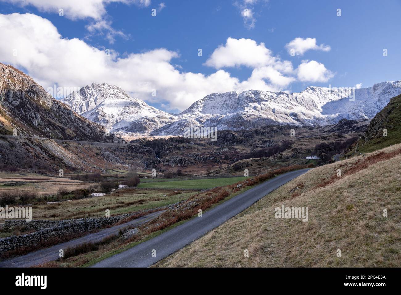 Glyderau mountains with snow, Snowdonia, North Wales Stock Photo