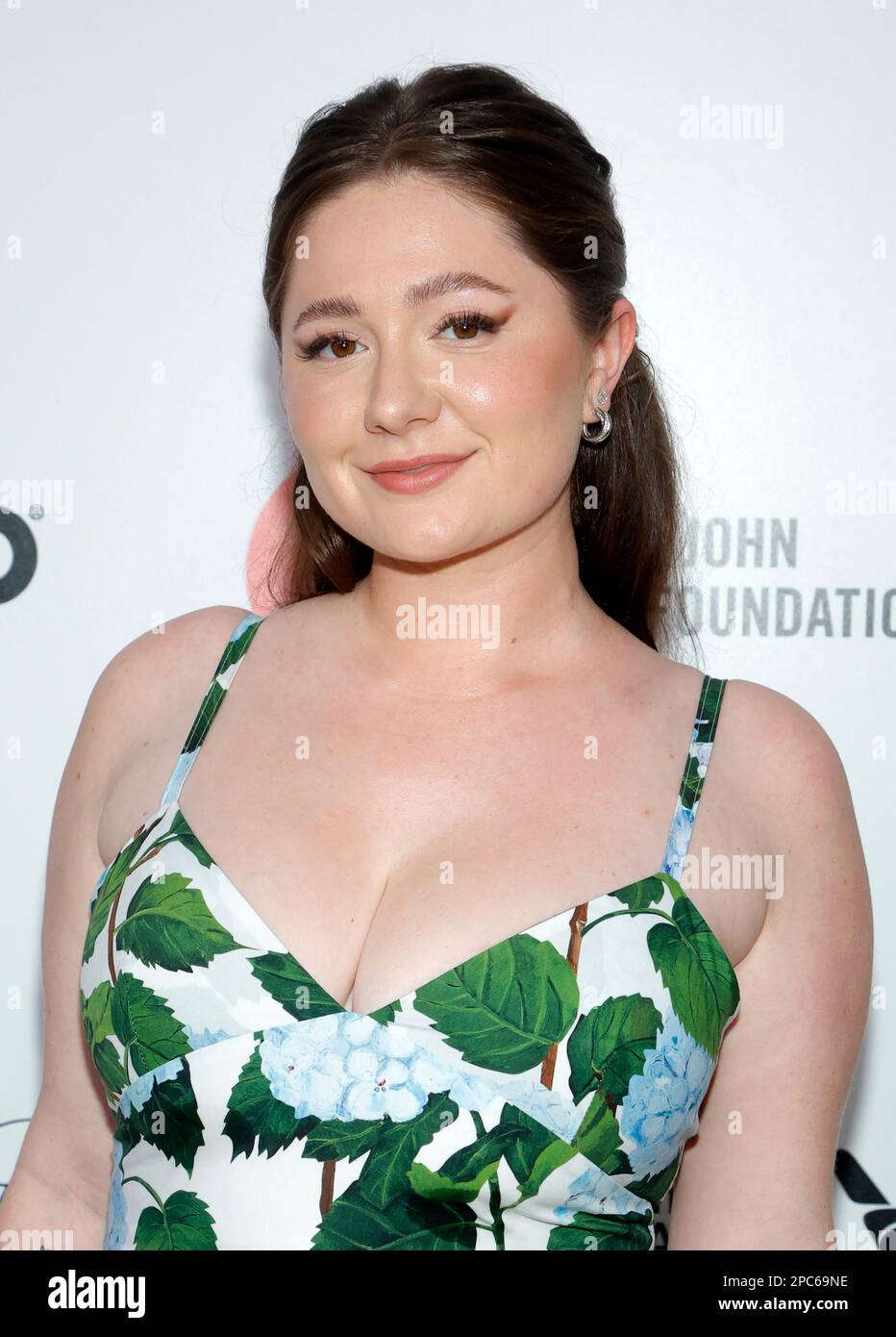 Emma Kenney attends the Elton John AIDS Foundation's 31st Annual