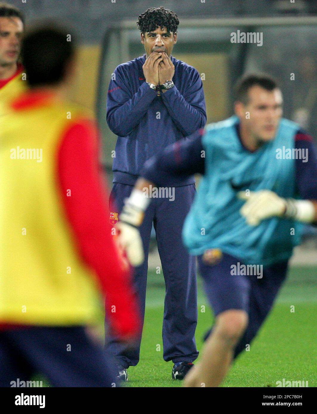 Barcelona thrash Athletic Bilbao 4-0 on emotional return to Camp Nou, image size:1063x1390