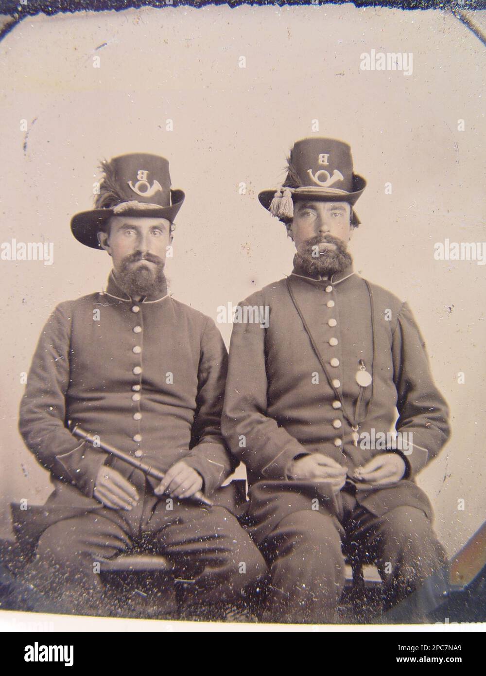 Unidentified soldiers in Union uniforms and infantry Company B Hardee