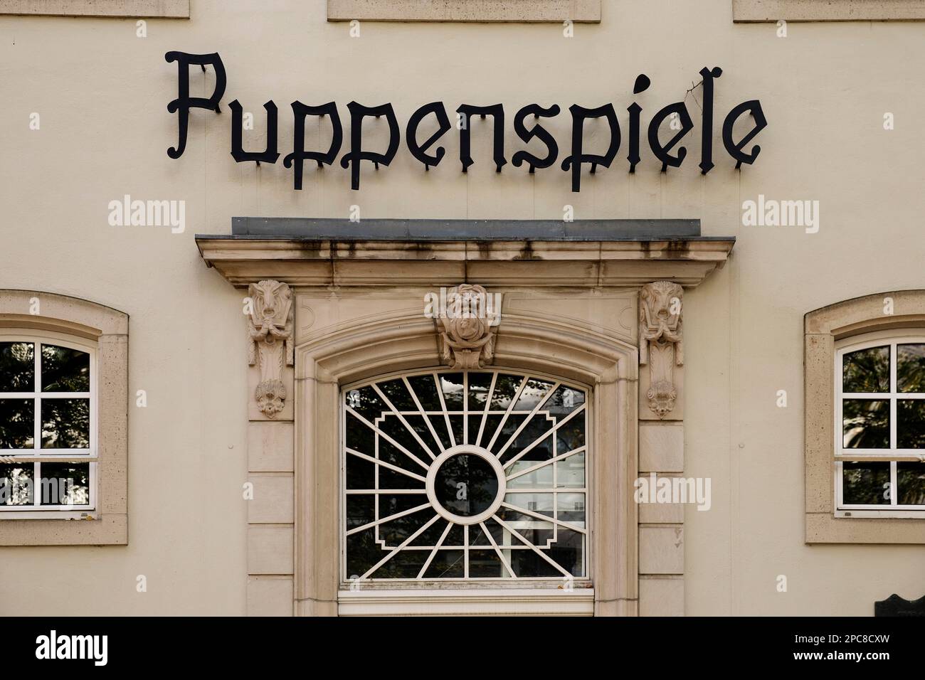 Schritzug Puppet Theatre at the Haenneschen Theatre, Stock Puppet Theatre, Old Town, Cologne