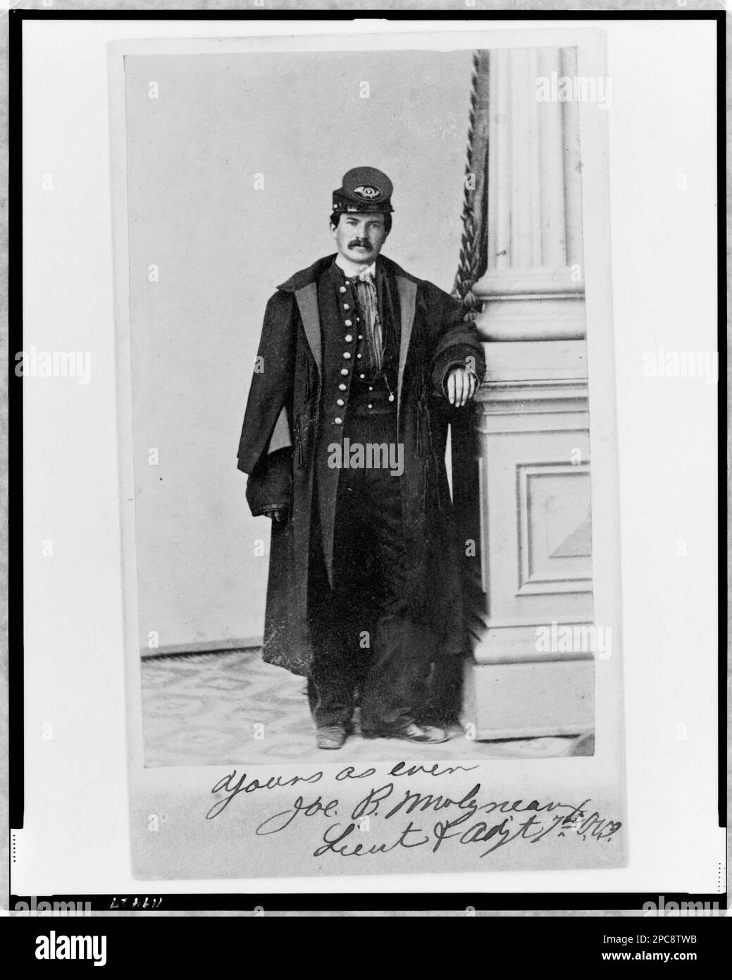 Joe B. Molyneaux, Union officer, full-length portrait, standing, facing front. Inscription: Yours as ever, Joe. B. Molyneaux, Lieut & Adjt. 7th [..], On verso: J.F. Ryder, Photographist, 171 Superior Street, Cleveland, O, In album: [U.S. army officers and other persons of the Civil War period / John White Geary, comp. 1861-1865], no. 56, surrogate p. 14 (lower right), Surrogate available as color laser copy in P&P Reading Room. Molyneaux, Joe B, Military service, Military officers, Union, 1860-1870, United States, History, Civil War, 1861-1865, Military personnel, Union. Stock Photo