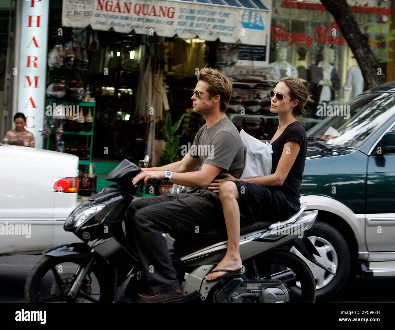 Brad Pitt and Angelina Jolie spent Thanksgiving, Thursday, Nov. 23