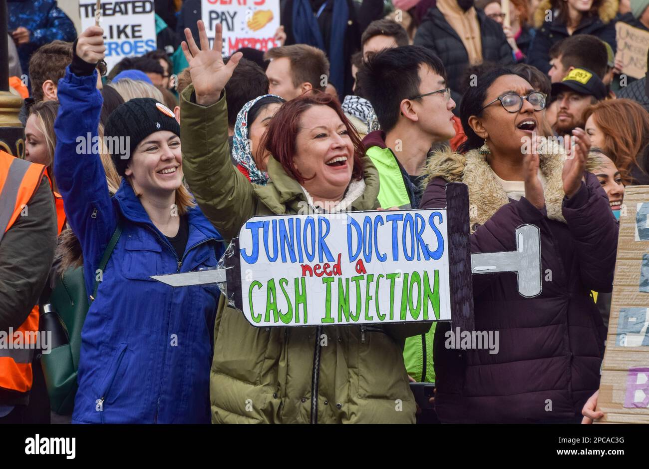 London, UK. 13th March 2023. Thousands of junior doctors and supporters gathered outside Downing Street demanding full pay restoration for junior doctors as they begin their 72-hour strike. Credit: Vuk Valcic/Alamy Live News Stock Photo