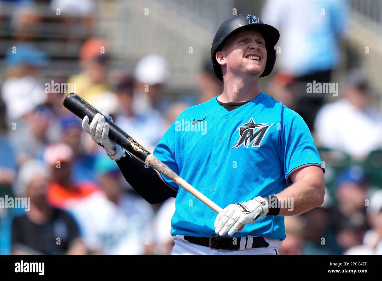 Miami Marlins' Garrett Cooper bats during a spring training baseball game  against the New York Mets, Monday, March 13, 2023, in Jupiter, Fla. (AP  Photo/Lynne Sladky Stock Photo - Alamy