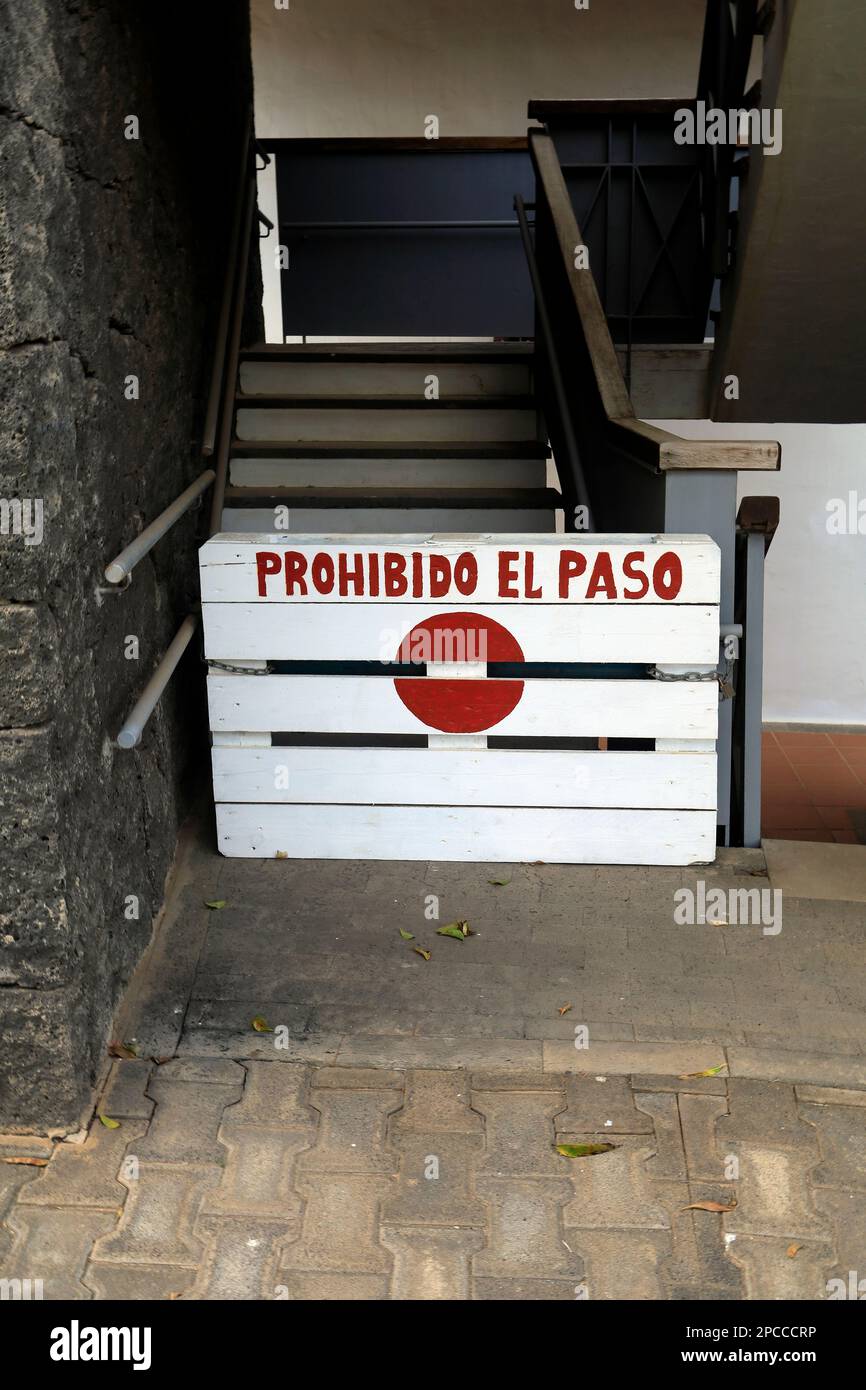 No entry - Prohibido el paso sign and barrier, Lanzarote, Canary Islands. Taken March 2023. Stock Photo