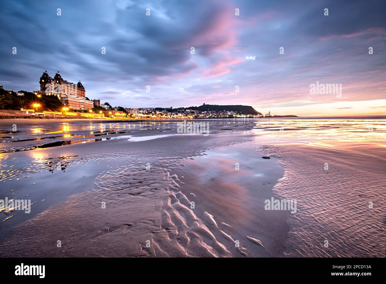 Sunrise over Scarborough south bay, North Yorkshire Stock Photo