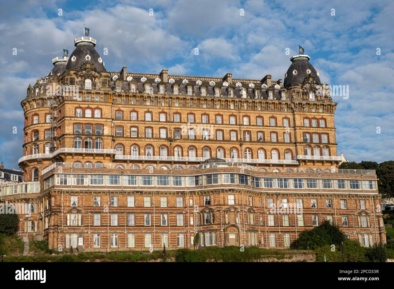 The Grand Hotel, Scarborough. Built in 1863, the Grand stands proud over South bay. 413 rooms, when built it was the lagest brick built structure in E Stock Photo