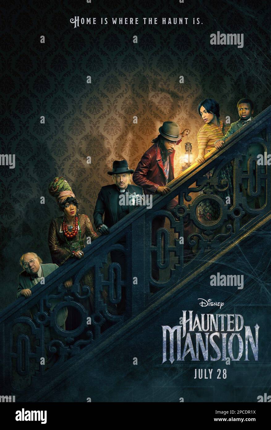 HAUNTED MANSION, US advance poster, from left Danny DeVito, Tiffany