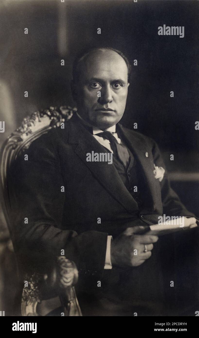1922 ca. , Roma , ITALY: The italian Fascist Duce BENITO MUSSOLINI ( 1883 -  1945 ) . Photo by Serenissima , Roma - ritratto - portrait - POLITICA -  POLITICO -