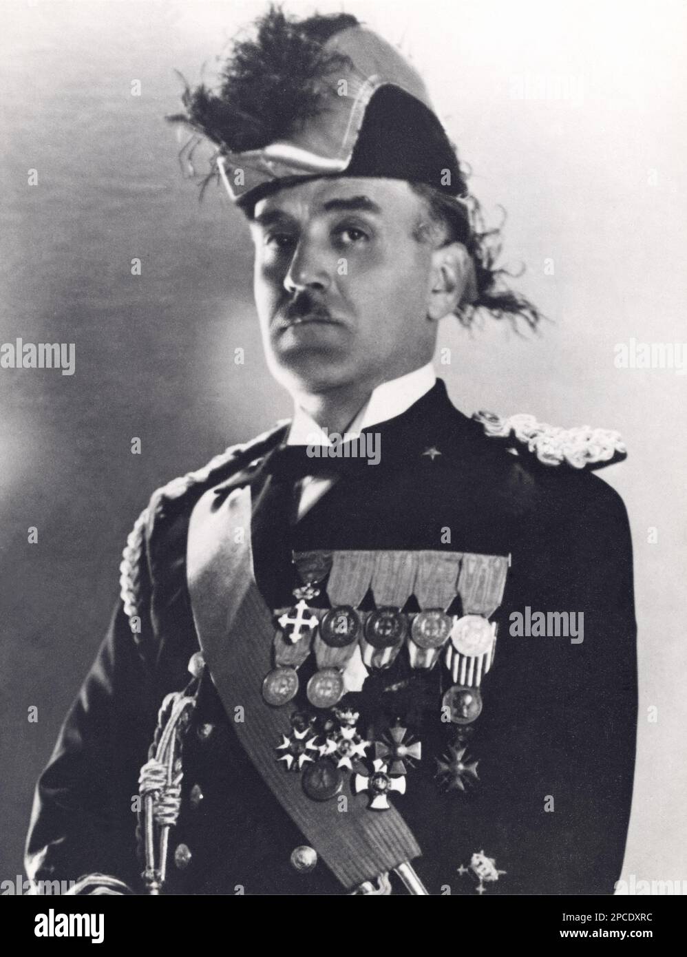 1930's , ITALY :  The italian Ammiraglio LUIGI RIZZO Conte di Grado e di Premuda  ( 1887 - 1951 ). Served with the Italian Royal Navy ( Regia Marina ) during World War I and received numerous decorations. He took part as a volunteer in the Impresa Fiumana with Gabriele D'ANNUNZIO and during the War of Ethiopia. Promoted Ammiraglio di Squadra in the Naval Reserve in September 1943 as president of Cantieri Riuniti dell'Adriatico ordered the sabotage of transatlantic ships and not falling into German hands. For this directive was deported to Germany with her daughter Guglielmina.  - foto storiche Stock Photo
