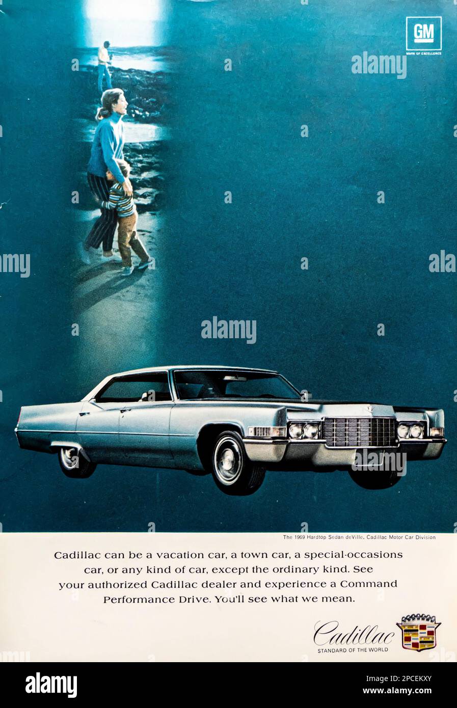 '69 Cadillac Hardtop Sedan deVille advert in a Natgeo magazine July 1969 Stock Photo