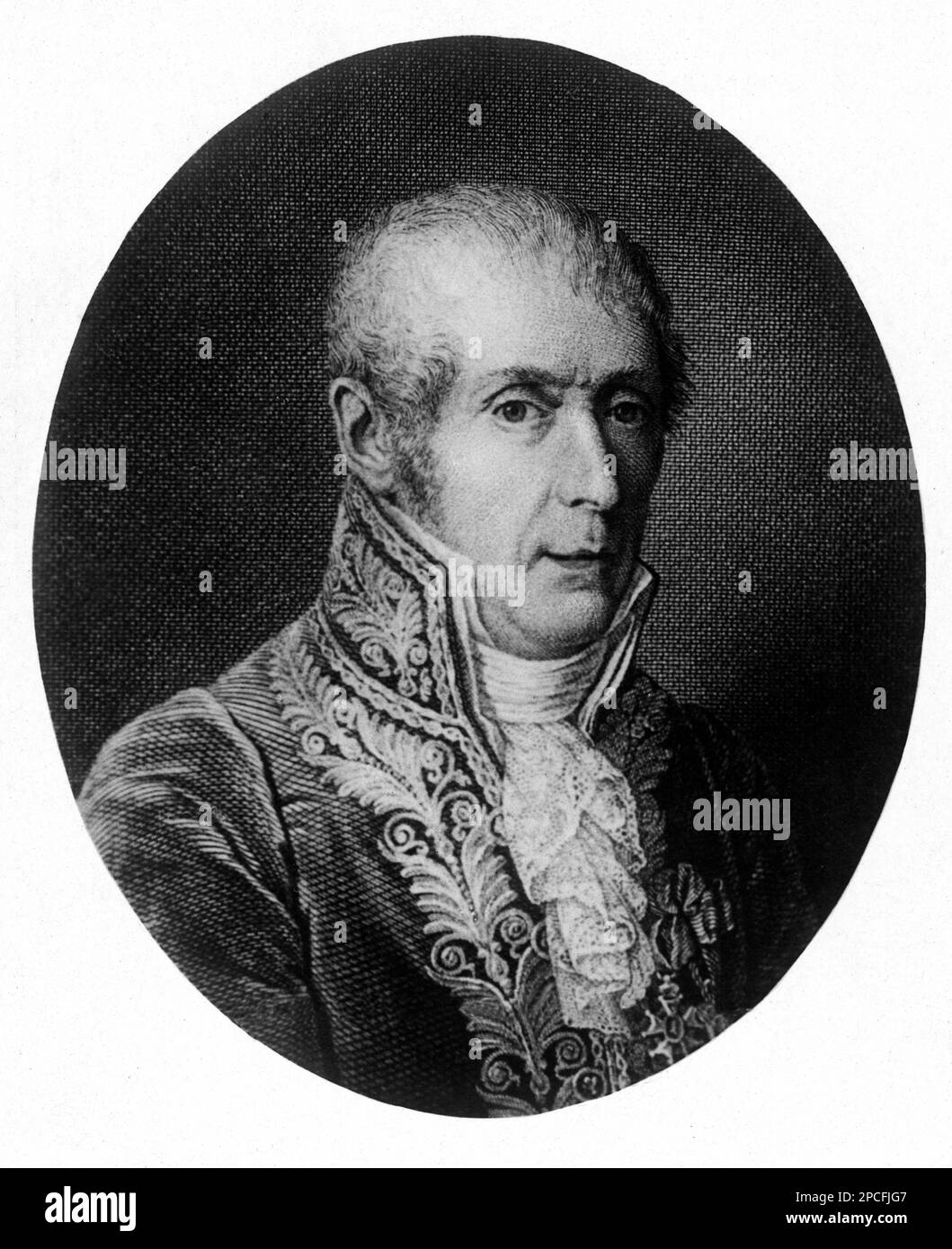 1800 ca , ITALY : The italian Physicist  ALESSANDRO VOLTA ( 1745 - 1827 ) , - foto storiche - foto storica  - HISTORY - scienziato - scientist  - portrait - ritratto  -  Physics - FISICA - FISICO - SCIENZA - SCIENCE  - illustrazione  - PILA VOLTAICA  ELETTRICA - Elettricità  - ELECRICITY - bactery - batteria  - incisione - engraving - pizzo - lace - collar - colletto - Buonaparte -----  Archivio GBB Stock Photo